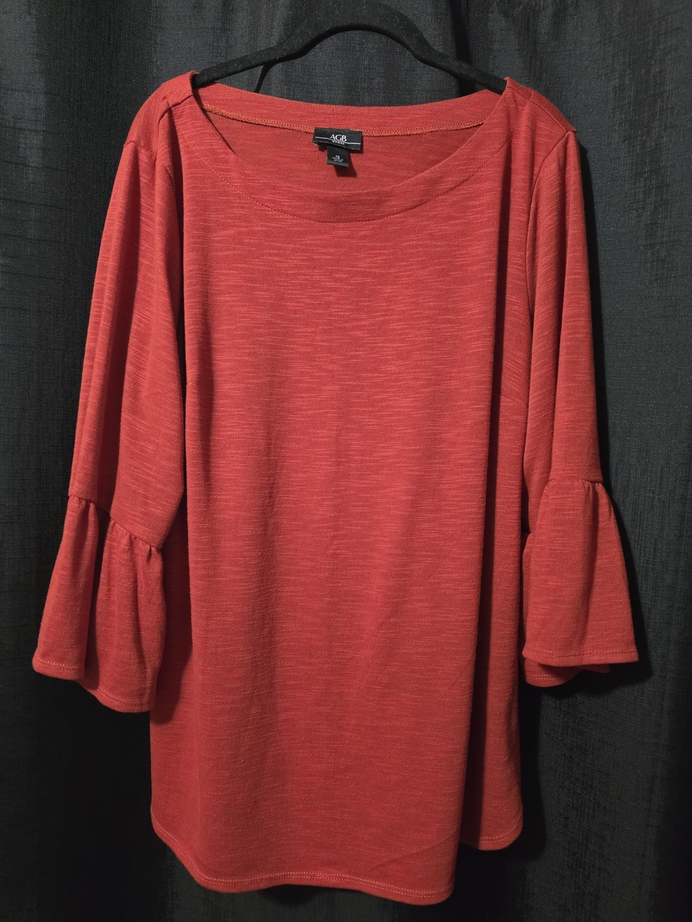 AGB Woman Red Top 1x